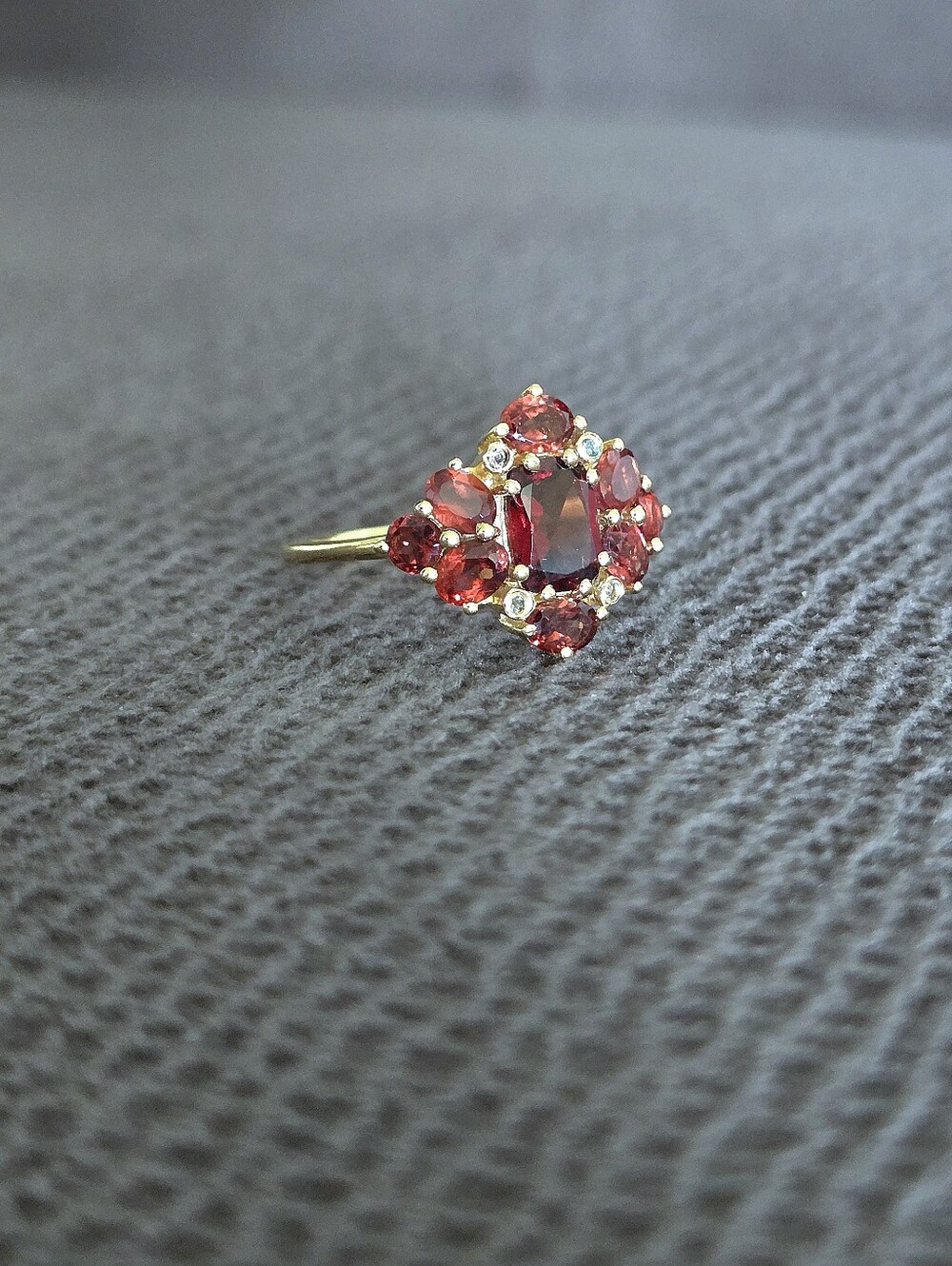 Shivam Garnet Cluster with White Topaz Ring💍 - NWT